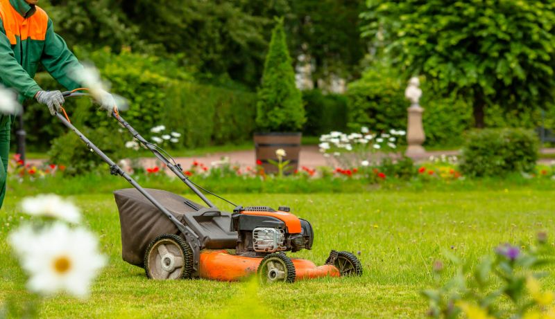 Garden Mowing detail